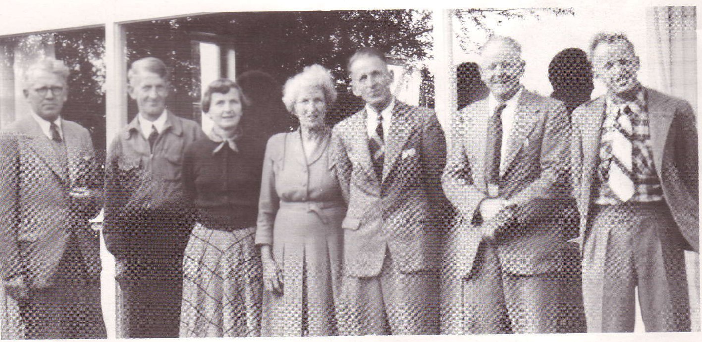 Du Fresne Family at Johnsonville, New Zealand 1955